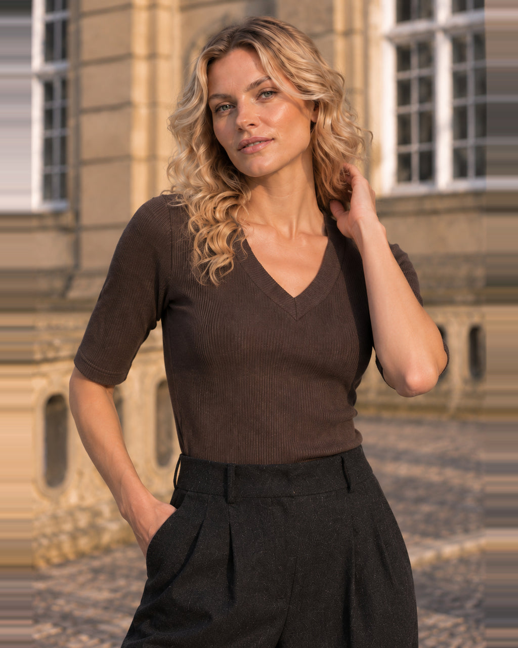 LA ROUGE ApS NOOS - Lisa S/S T-shirt T-shirt Dark Brown