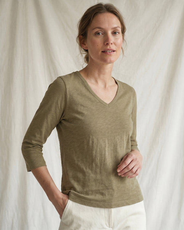 LA ROUGE ApS NOOS - Lise 3/3 V-neck T-shirt Sand