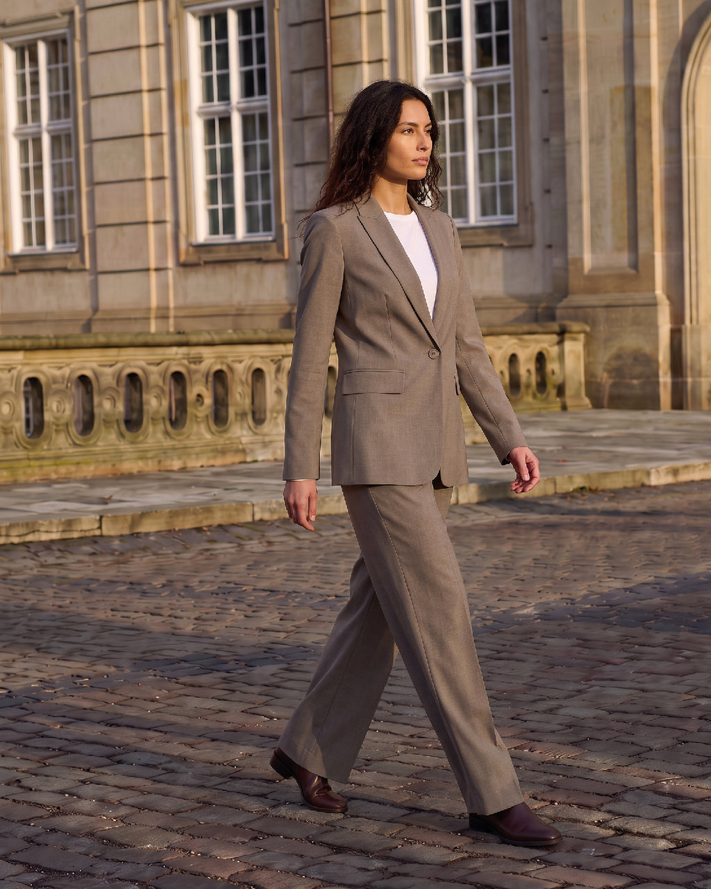 LA ROUGE ApS NOOS - Trine Blazer Blazer Greige