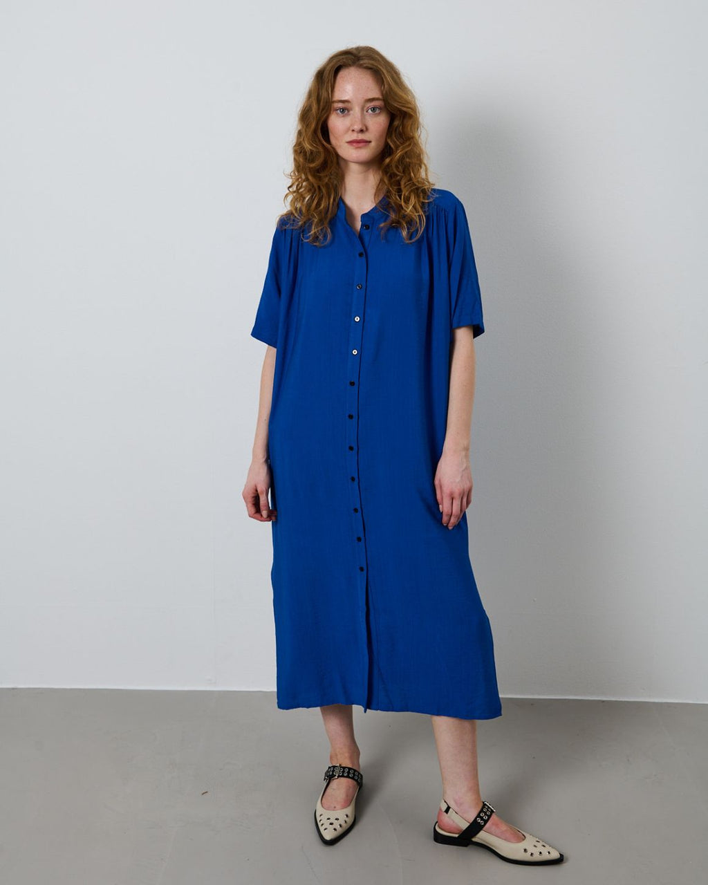 LA ROUGE ApS Sine Shirt Dress Dress Bright Blue