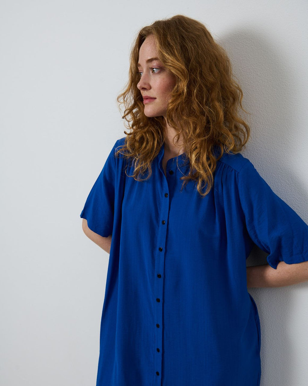 LA ROUGE ApS Sine Shirt Dress Dress Bright Blue