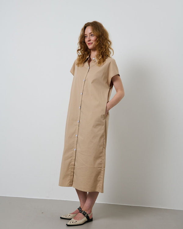 LA ROUGE ApS Victoria Shirtdress Shirtdress Sand